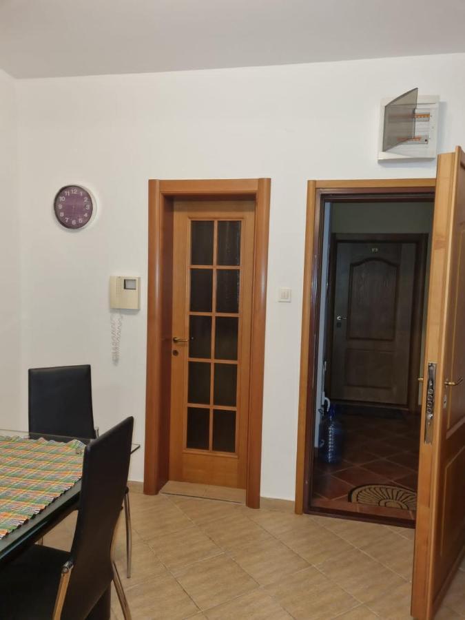 Apartments Sneza Risan Exterior photo